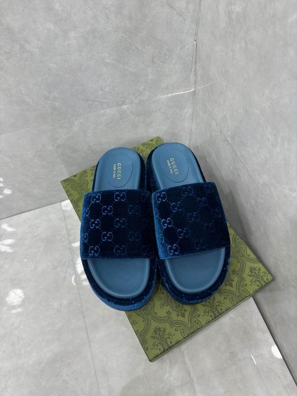 Gucci Men's Slippers 315